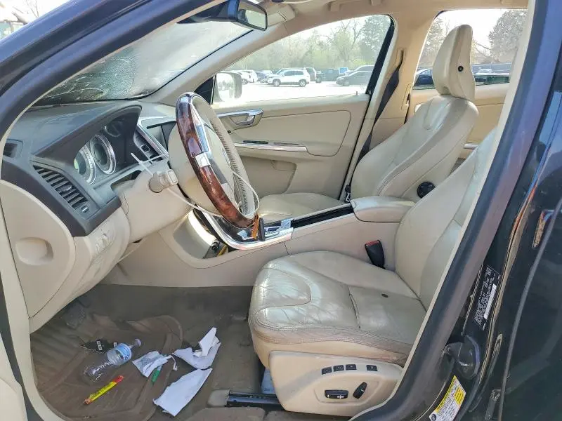 2012 VOLVO XC60 3.2  
