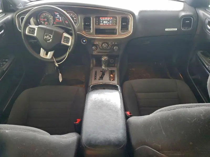 2013 DODGE CHARGER SE  