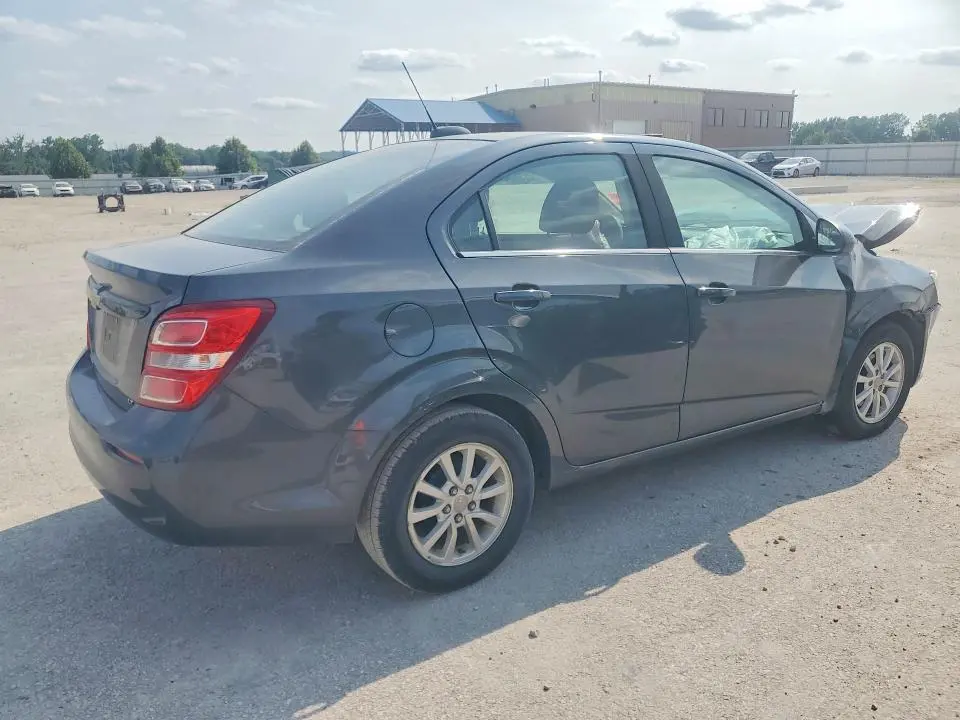 2017 CHEVROLET SONIC LT  