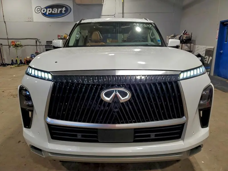 2025 INFINITI QX80 SENSORY  