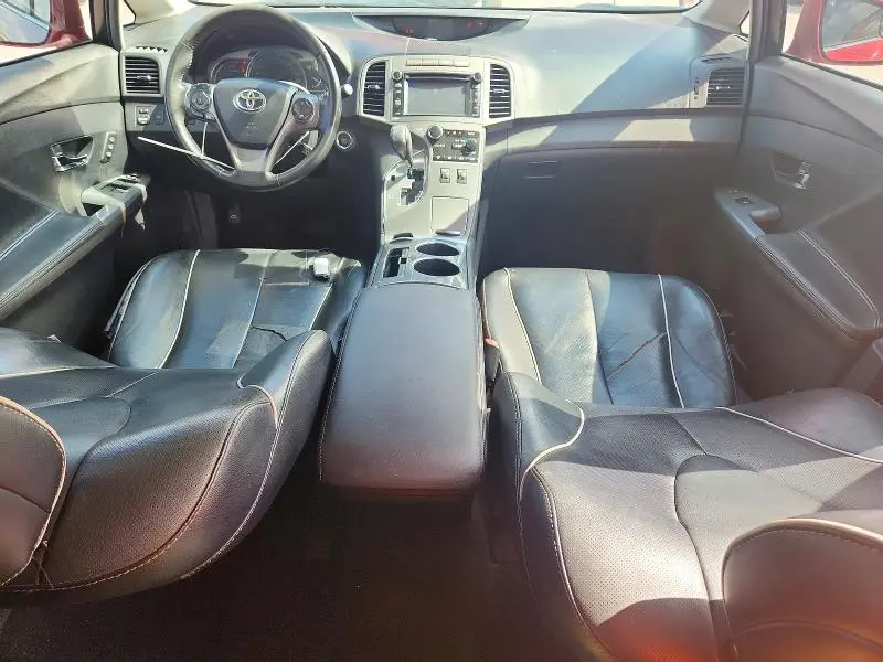 2013 TOYOTA VENZA XLE  
