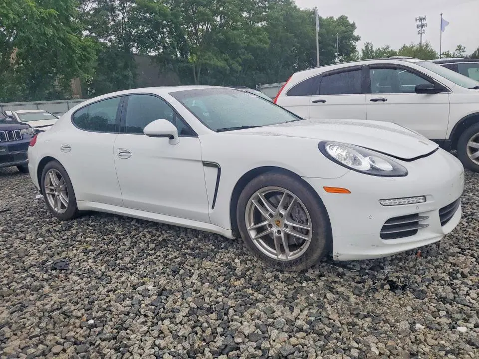 2016 PORSCHE PANAMERA 2  