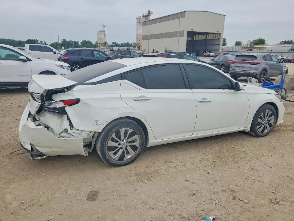 2021 NISSAN ALTIMA S  