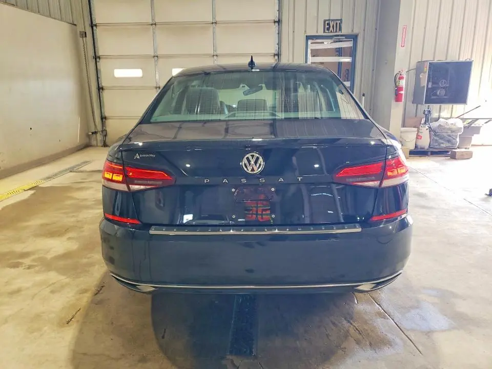 2021 VOLKSWAGEN PASSAT SE  