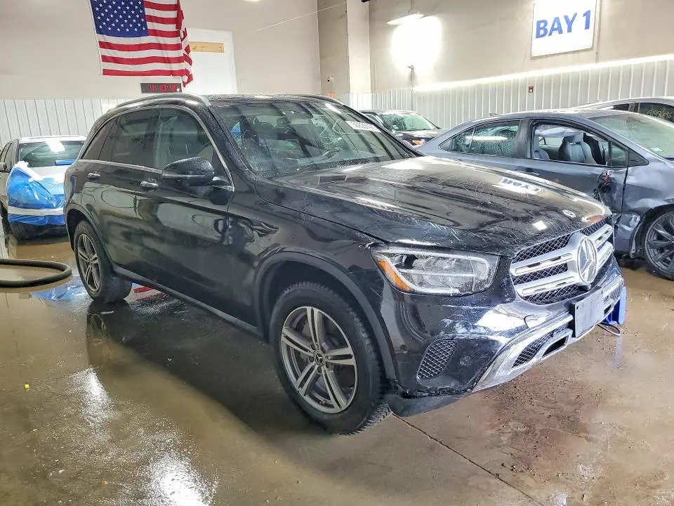 2021 MERCEDES-BENZ GLC 300 4MATIC  