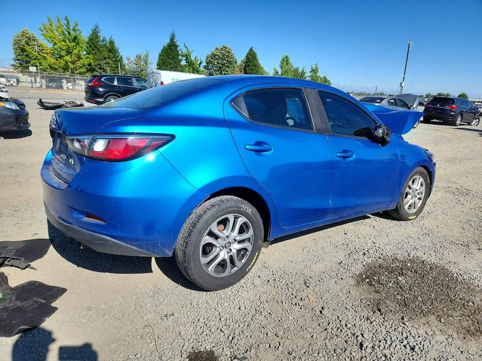 2018 TOYOTA YARIS IA BASE  