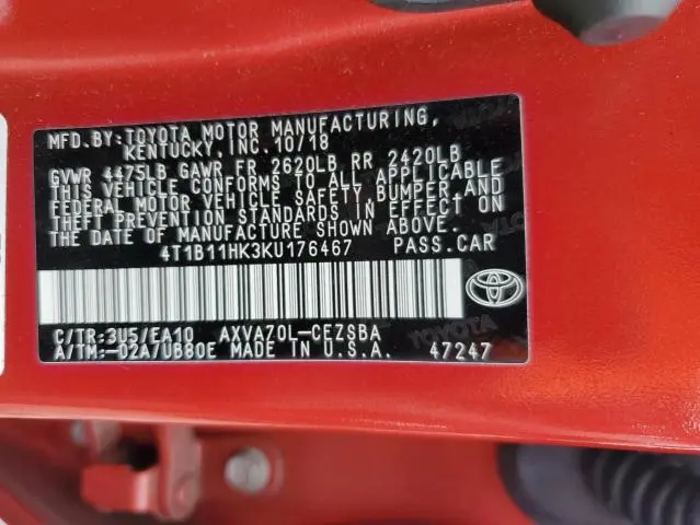 2019 TOYOTA CAMRY SE  