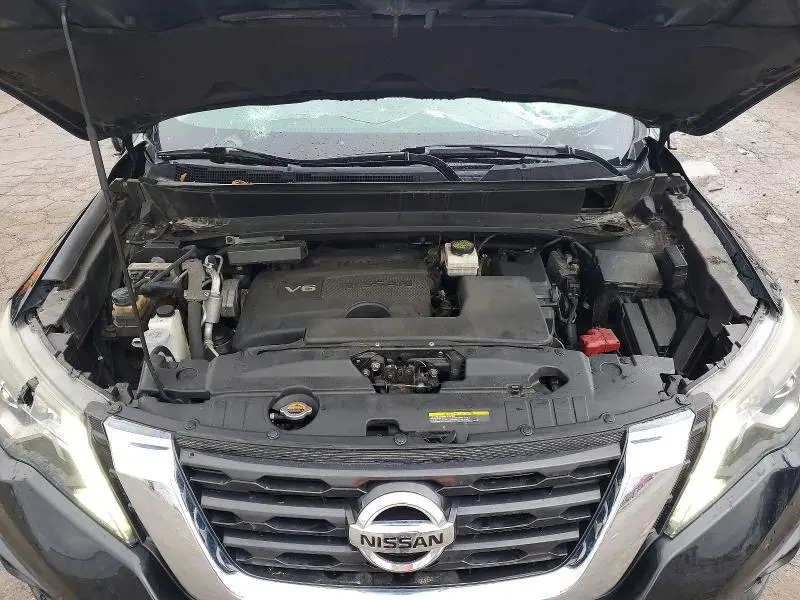 2017 NISSAN PATHFINDER SV  