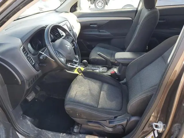 2017 MITSUBISHI OUTLANDER ES  
