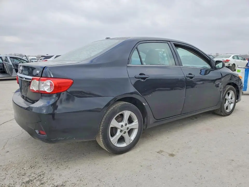 2013 TOYOTA COROLLA LE  