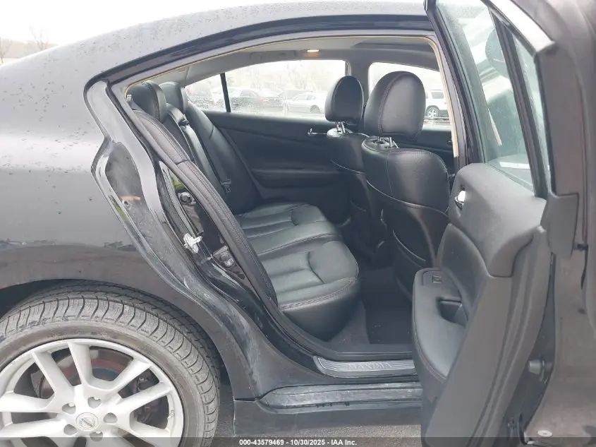 2011 NISSAN MAXIMA 3.5 SV