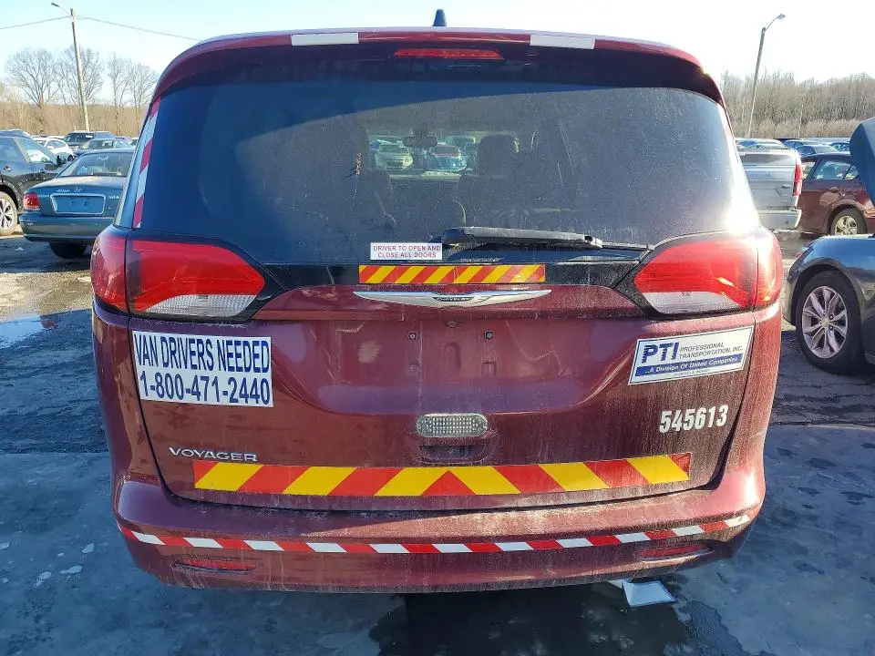 2021 CHRYSLER VOYAGER LXI  