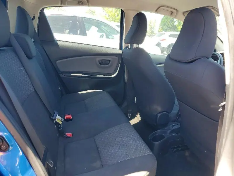 2015 TOYOTA YARIS 5-DOOR L  