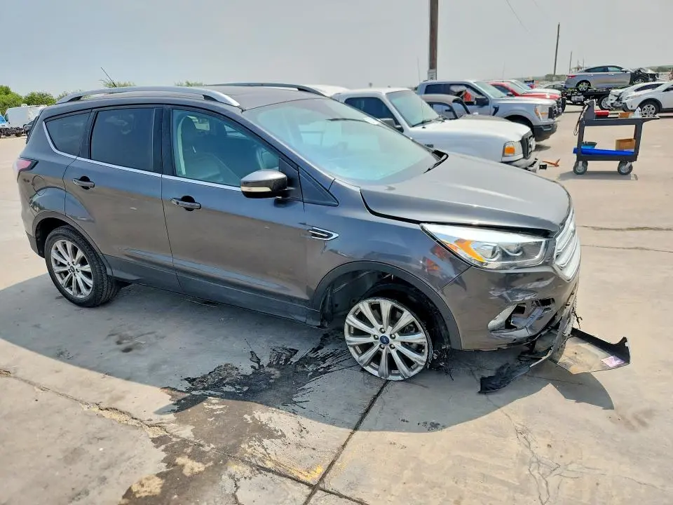 2018 FORD ESCAPE TITANIUM  