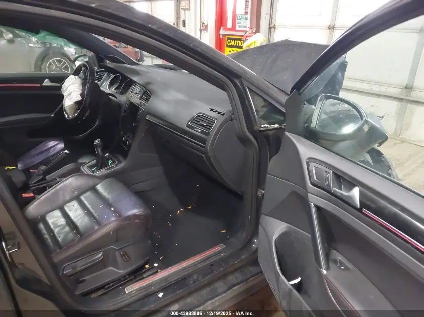 2015 VOLKSWAGEN GOLF GTI 2.0T AUTOBAHN 4-DOOR