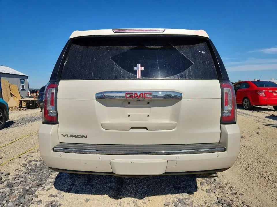 2015 GMC YUKON DENALI  