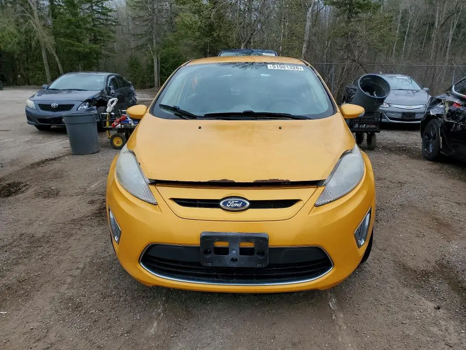 2011 FORD FIESTA SES  
