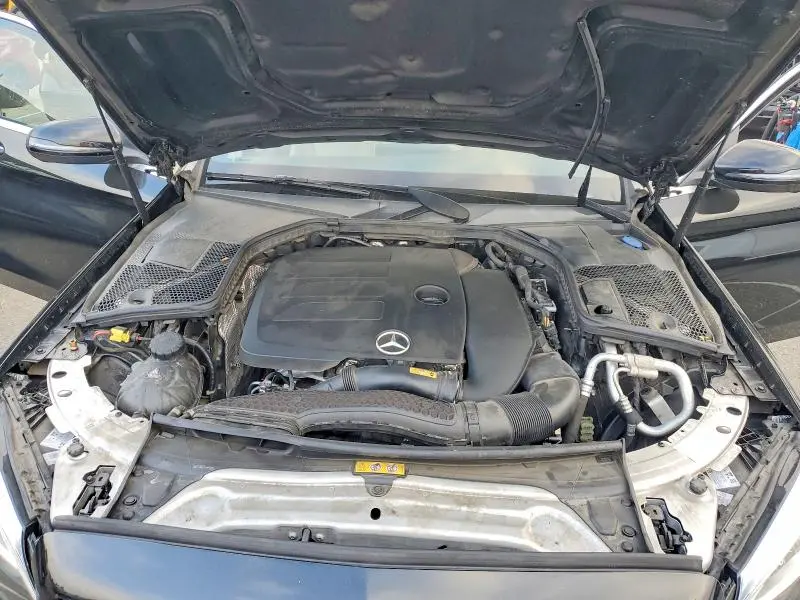 2019 MERCEDES-BENZ C 300  