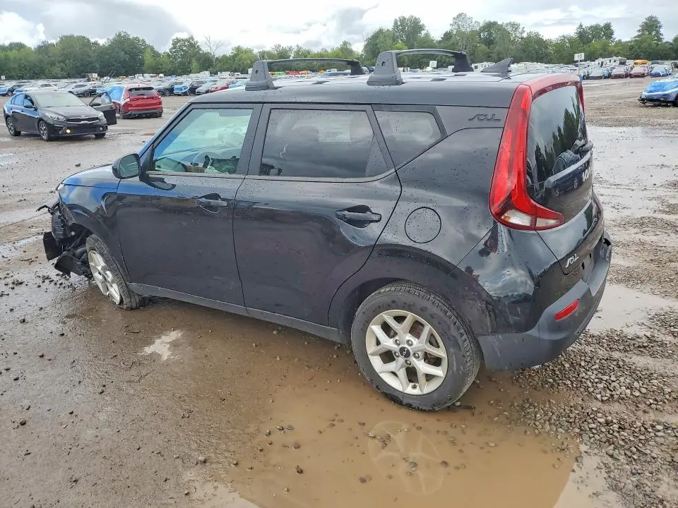 2022 KIA SOUL LX  