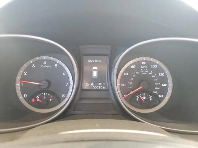 2016 HYUNDAI SANTA FE SE  