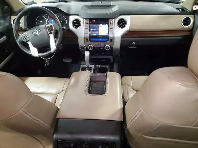 2015 TOYOTA TUNDRA CREWMAX LIMITED  