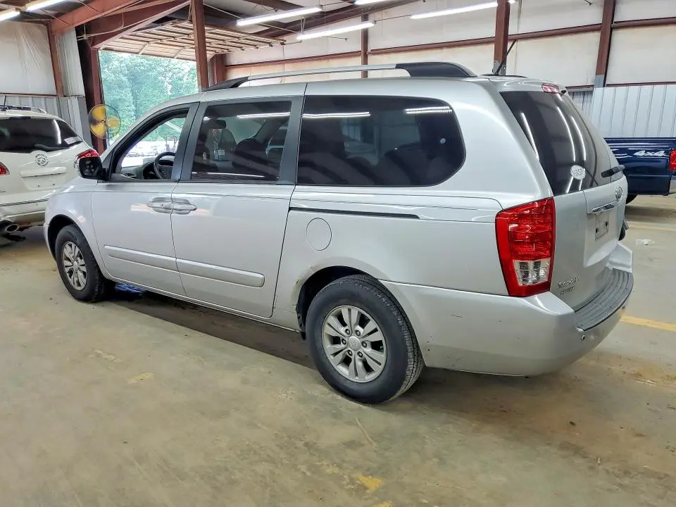 2012 KIA SEDONA LX  