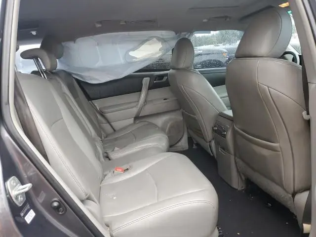 2012 TOYOTA HIGHLANDER BASE  