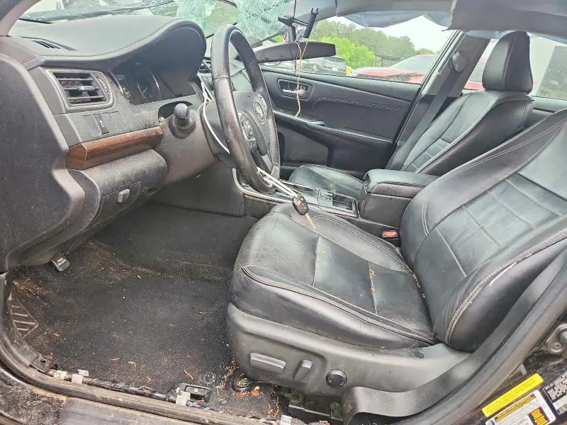 2017 TOYOTA CAMRY XLE  
