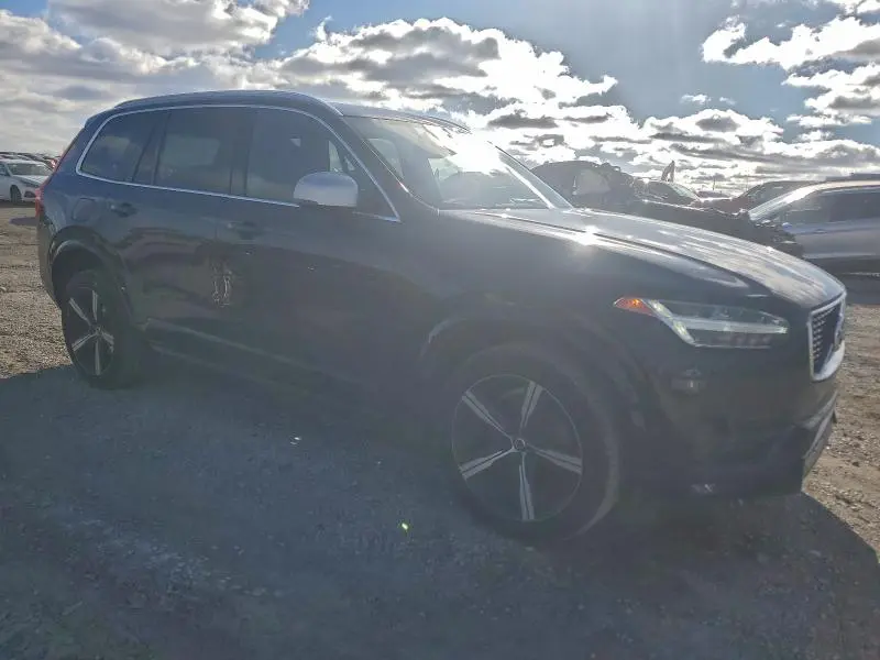 2016 VOLVO XC90 T6  