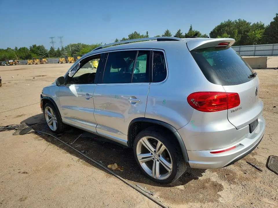 2016 VOLKSWAGEN TIGUAN S  