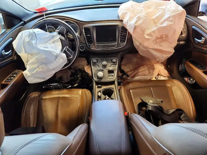 2015 CHRYSLER 200 C  