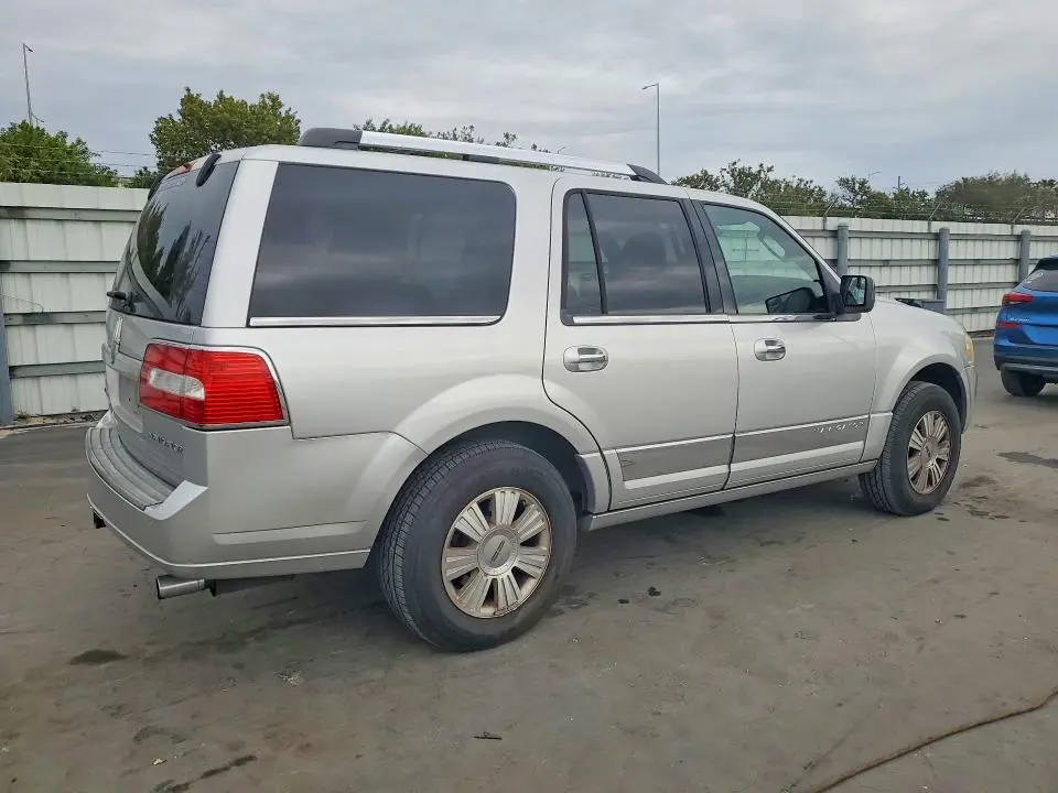 2014 LINCOLN NAVIGATOR   