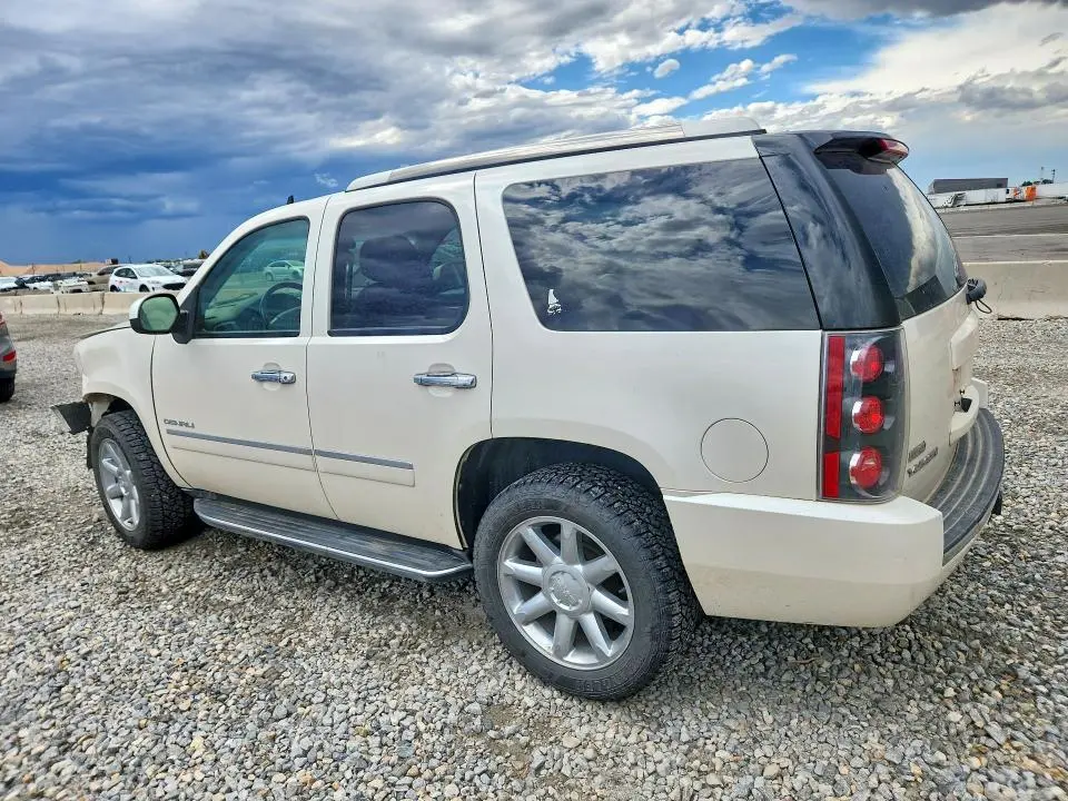 2011 GMC YUKON DENALI  