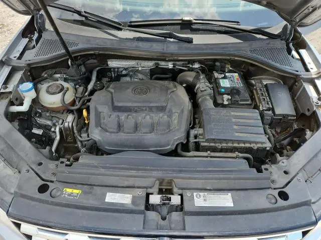 2020 VOLKSWAGEN TIGUAN SE  