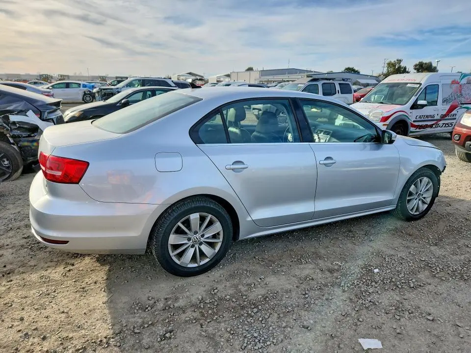 2015 VOLKSWAGEN JETTA TDI  