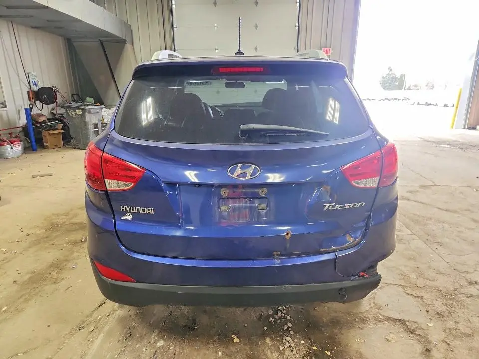 2011 HYUNDAI TUCSON GLS  