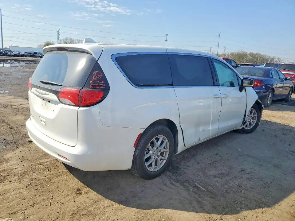 2017 CHRYSLER PACIFICA TOURING  