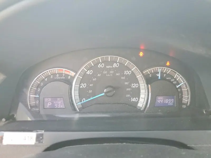 2013 TOYOTA CAMRY SE  