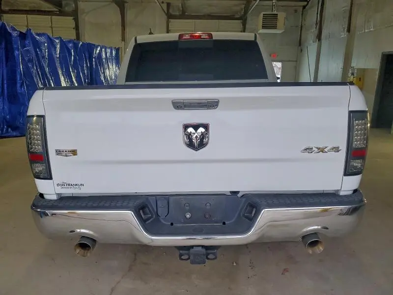2013 RAM 1500 LARAMIE  