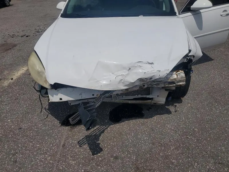 2010 CHEVROLET IMPALA LT  