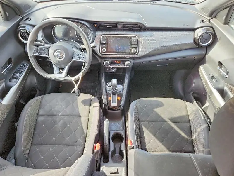 2019 NISSAN KICKS SV  