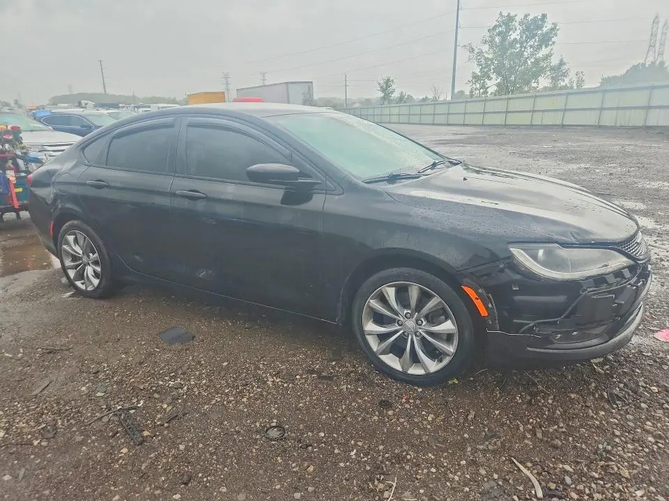 2015 CHRYSLER 200 S  