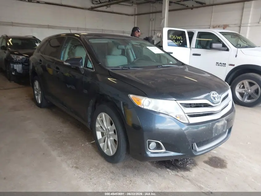 2013 TOYOTA VENZA LE