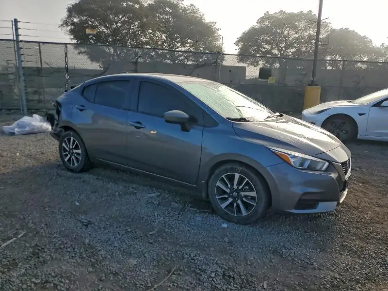 2022 NISSAN VERSA SV  