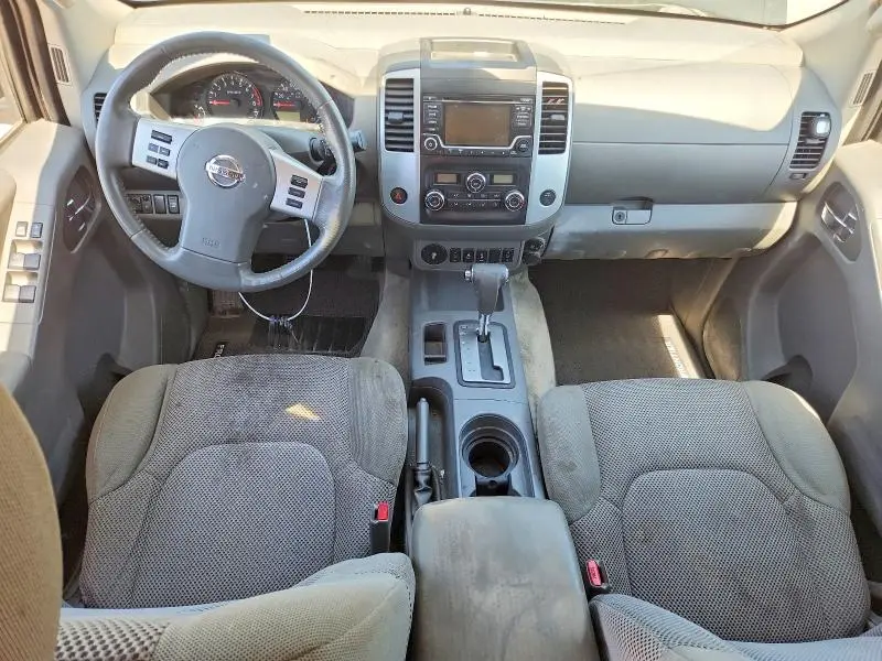 2017 NISSAN FRONTIER SV  