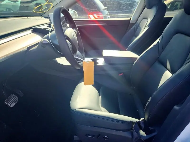 2025 TESLA MODEL Y   