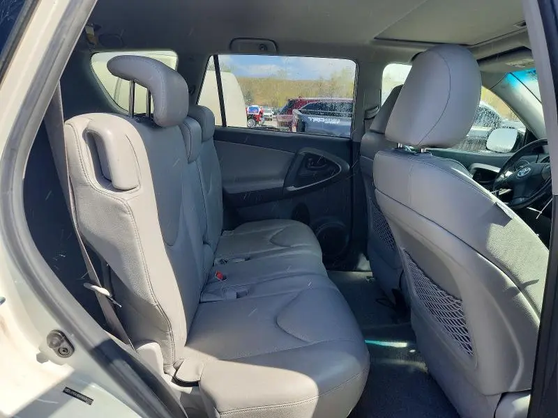 2010 TOYOTA RAV4 LIMITED  