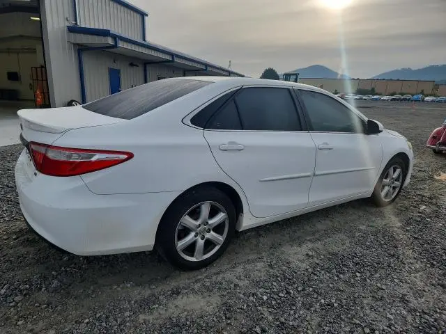 2016 TOYOTA CAMRY SE  