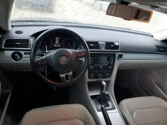 2012 VOLKSWAGEN PASSAT SE  