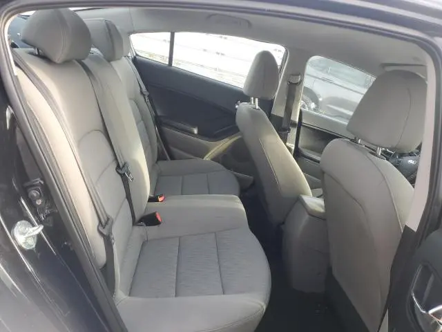 2015 KIA FORTE LX  